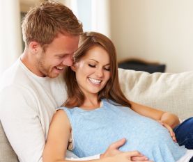 Школа  подготовки беременных женщин  к родам и грудному вскармливанию ребенка. Подготовка семьи к партнерским родам
